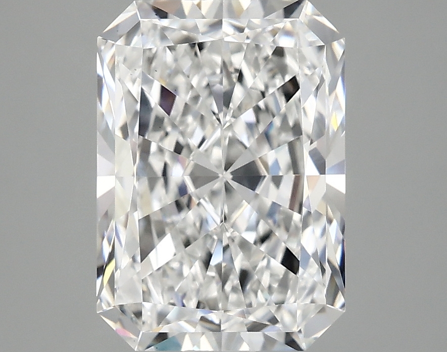 3.10 CT Radiant Diamond