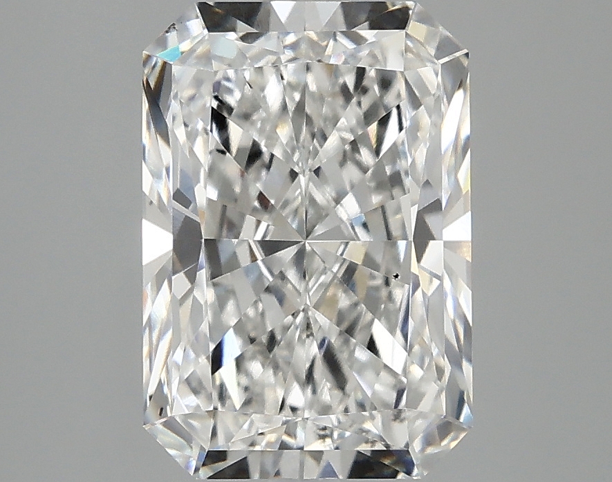 3.05 CT Radiant Diamond