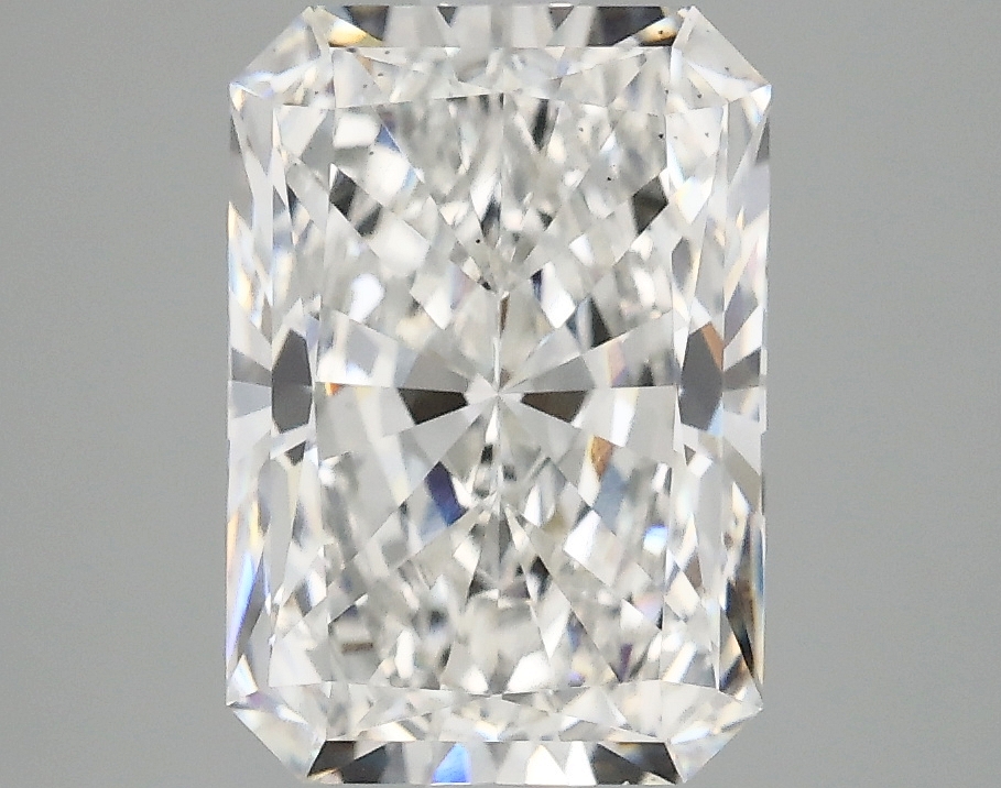 3.08 CT Radiant Diamond