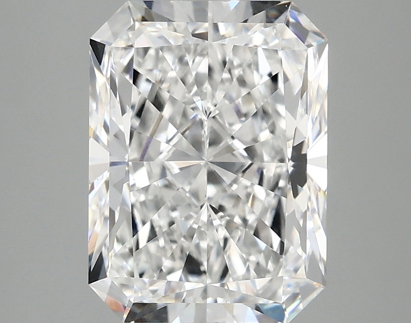 3.09 CT Radiant Diamond