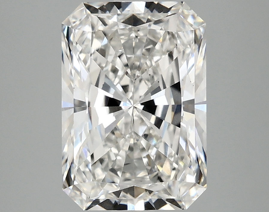 3.09 CT Radiant Diamond