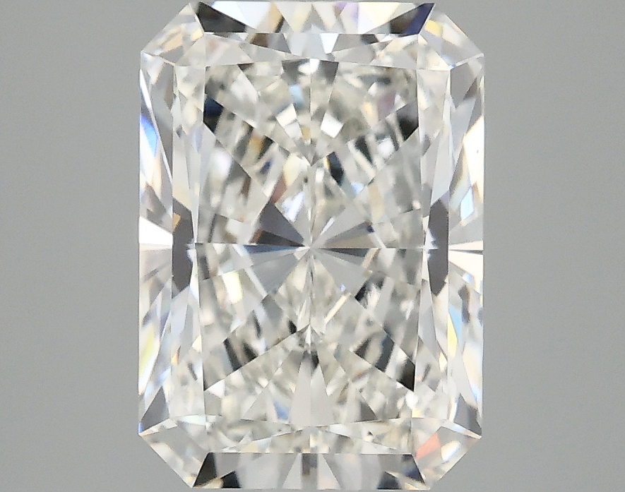 3.08 CT Radiant Diamond