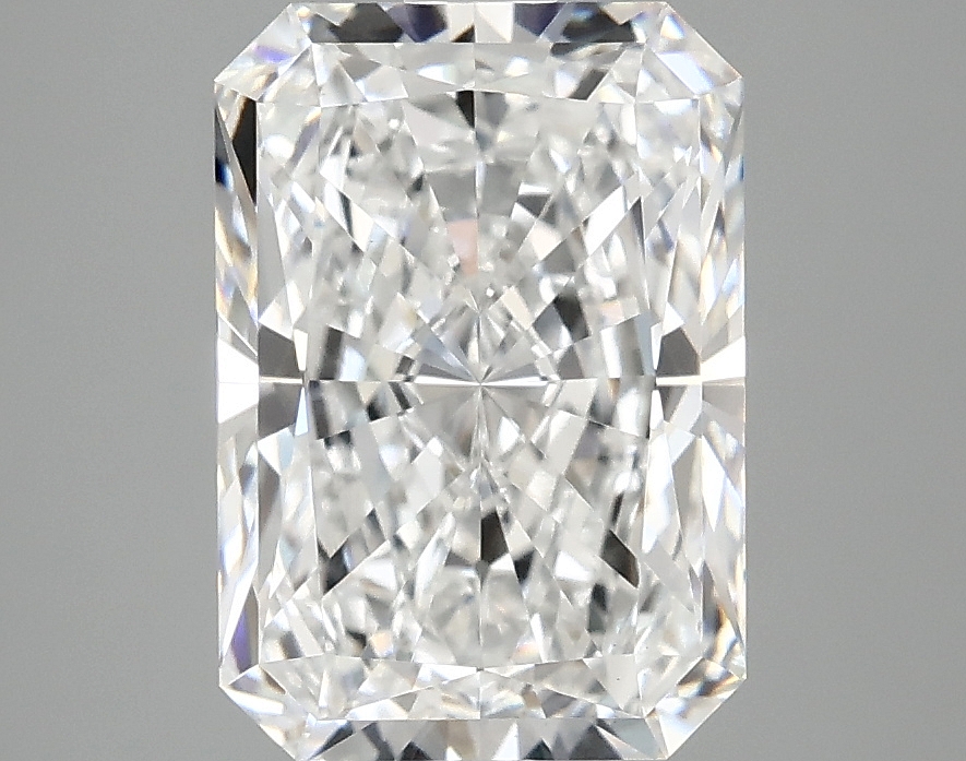 3.04 CT Radiant Diamond