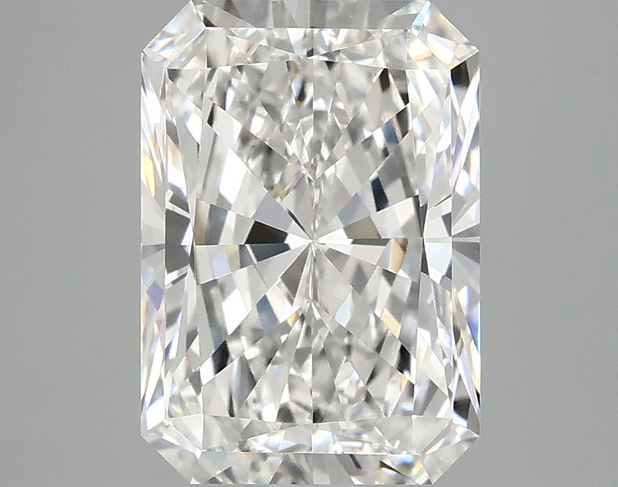 3.09 CT Radiant Diamond