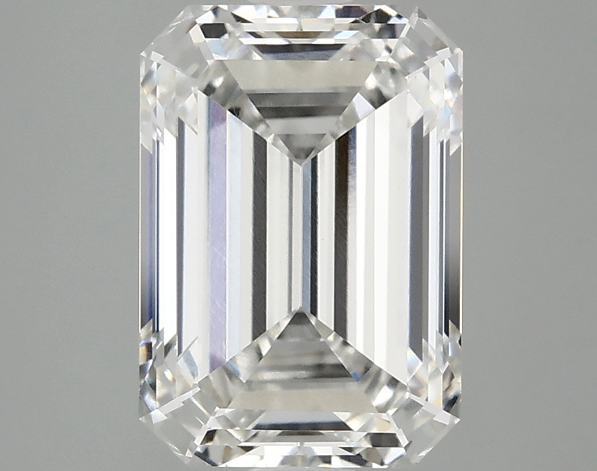 3.07 CT Emerald Diamond