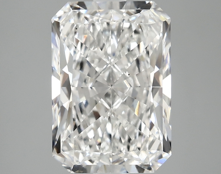 3.05 CT Radiant Diamond