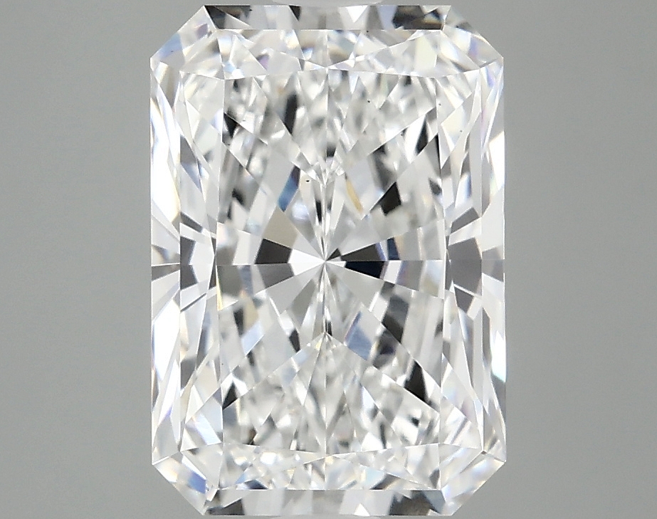 3.10 CT Radiant Diamond