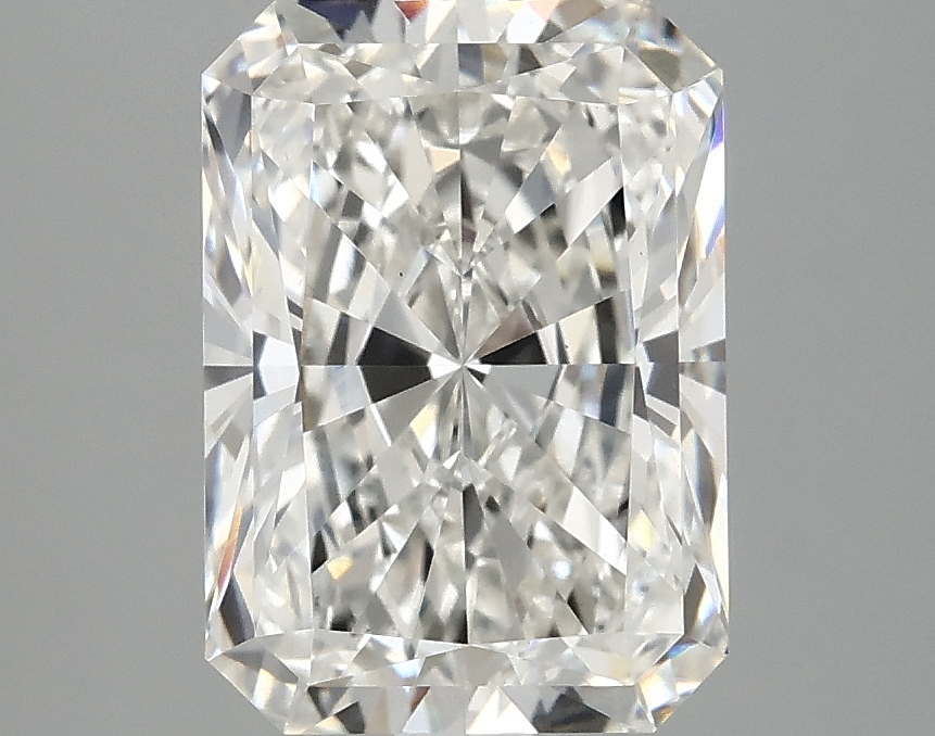 3.10 CT Radiant Diamond