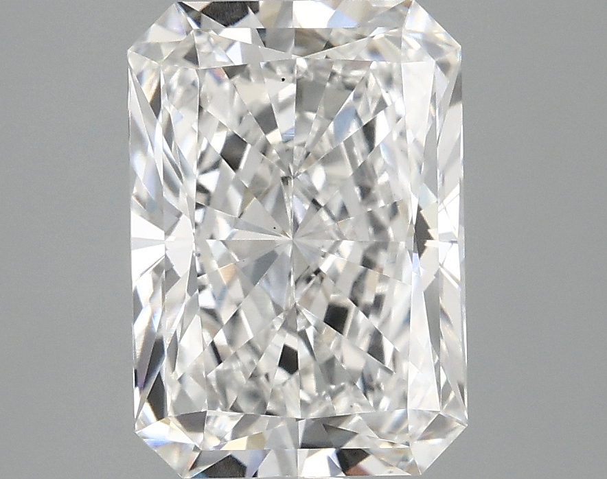 3.10 CT Radiant Diamond