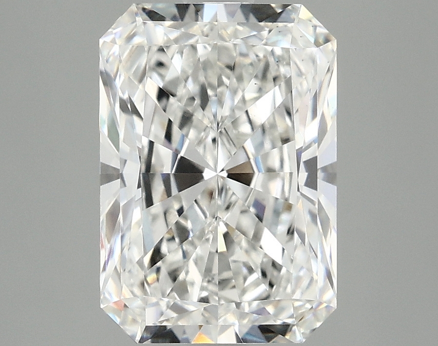 3.10 CT Radiant Diamond