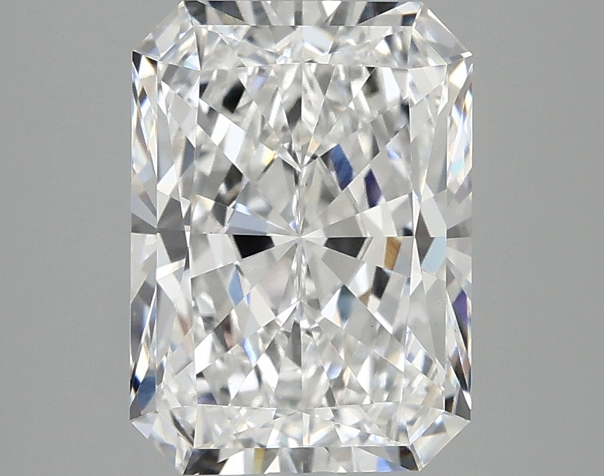 3.10 CT Radiant Diamond