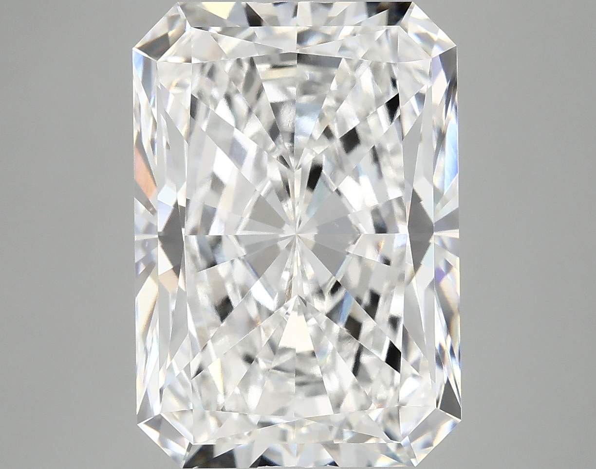 8.28 CT Radiant Diamond