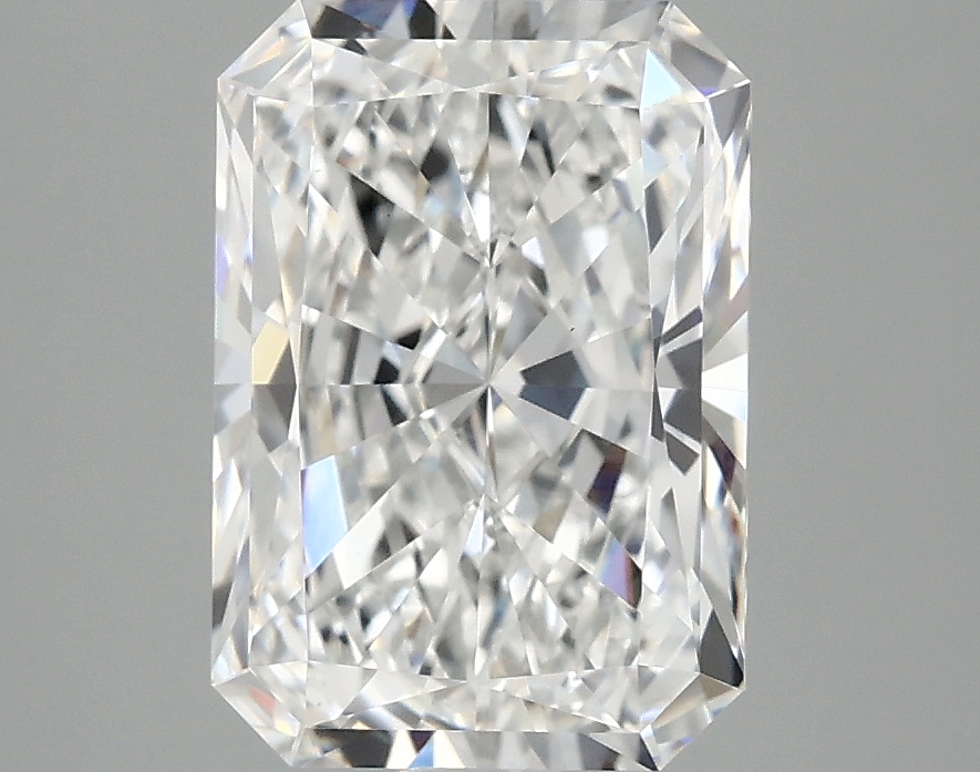 3.10 CT Radiant Diamond