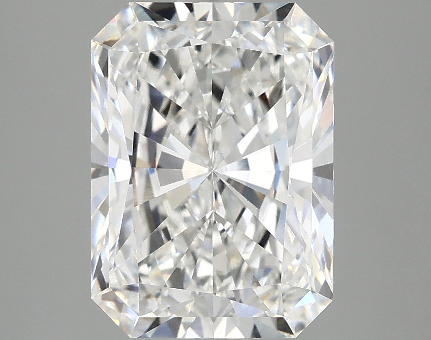 3.10 CT Radiant Diamond