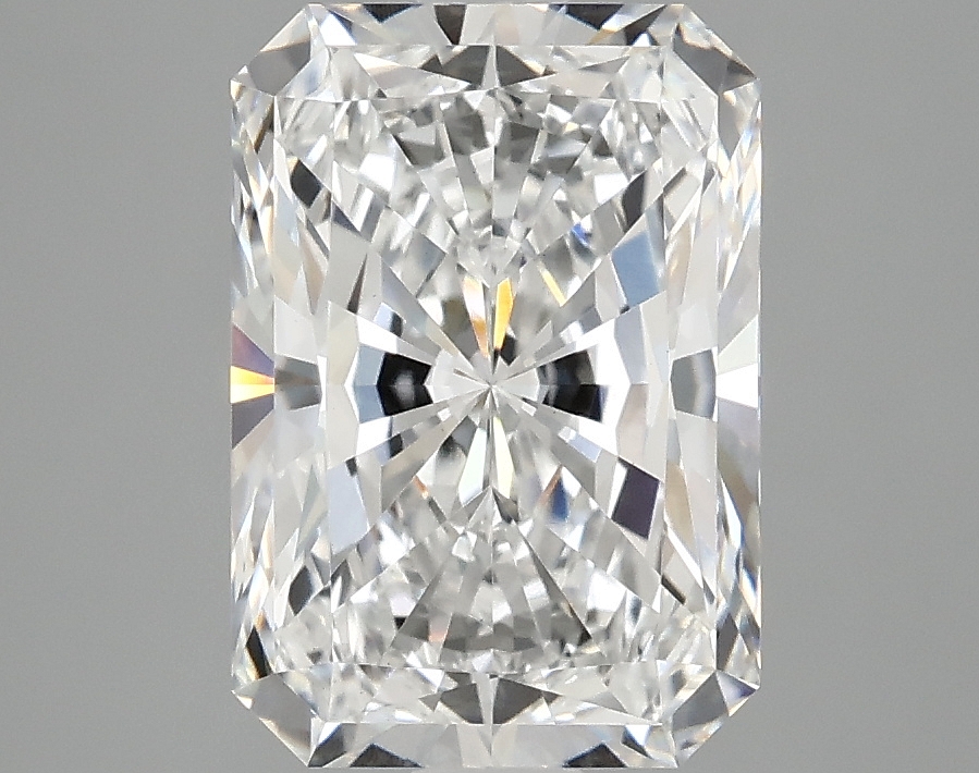 3.08 CT Radiant Diamond