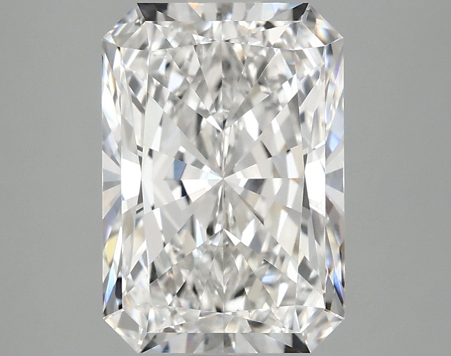 3.02 CT Radiant Diamond