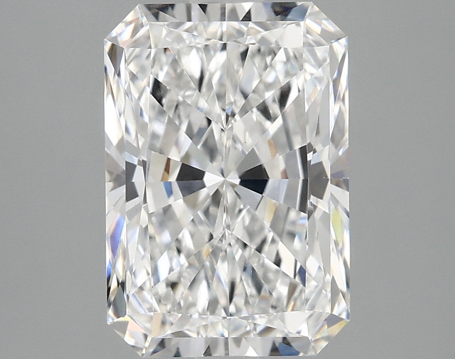3.09 CT Radiant Diamond