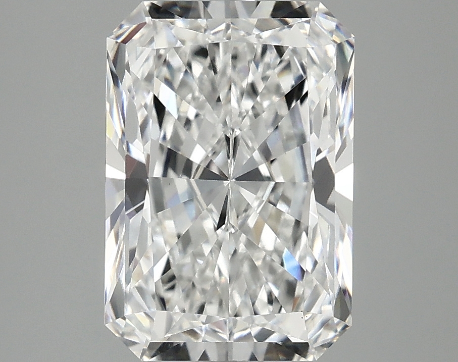 3.10 CT Radiant Diamond