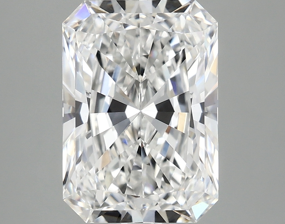 3.10 CT Radiant Diamond