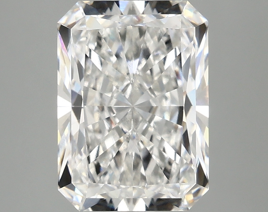 3.10 CT Radiant Diamond