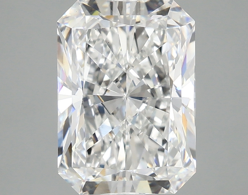 3.10 CT Radiant Diamond