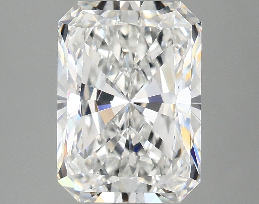 3.10 CT Radiant Diamond
