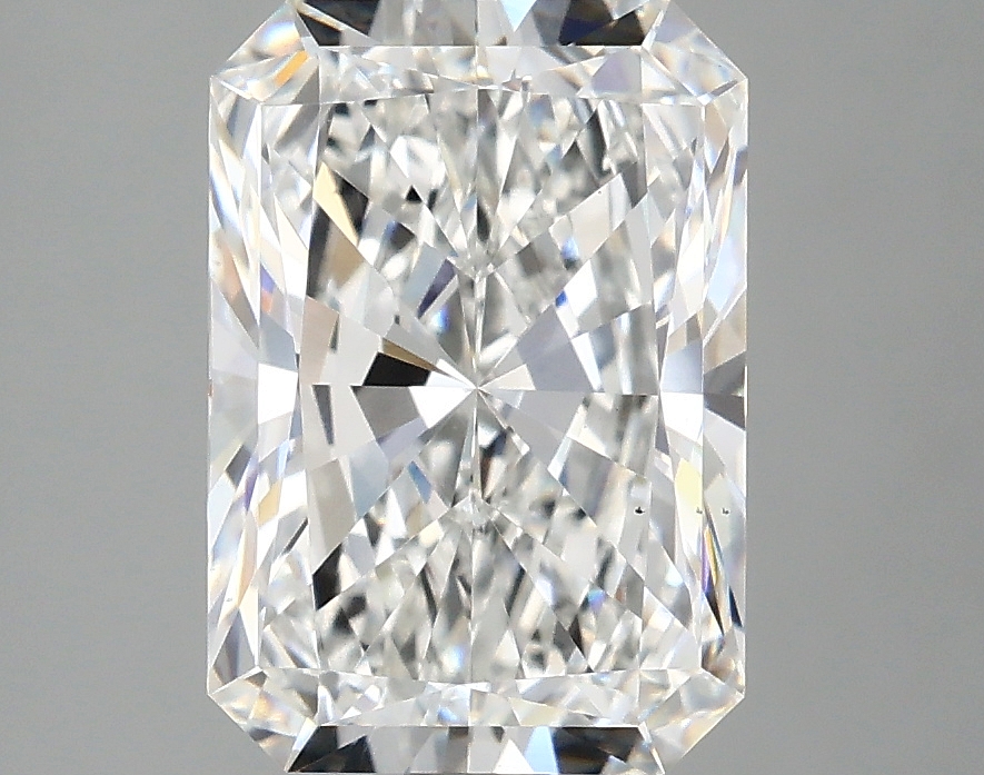 3.10 CT Radiant Diamond