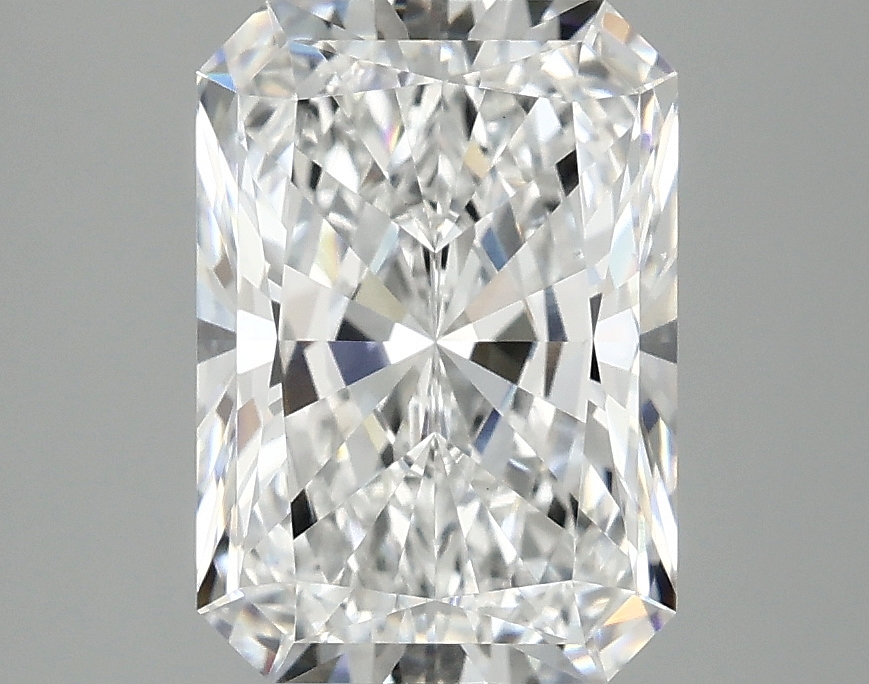 3.10 CT Radiant Diamond