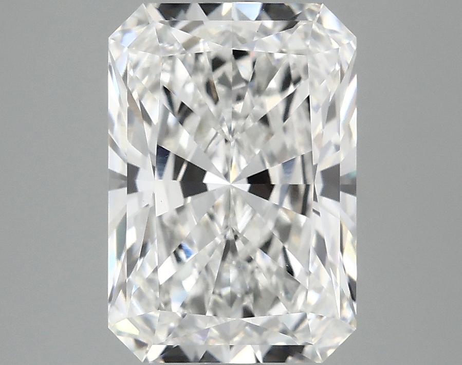 3.10 CT Radiant Diamond