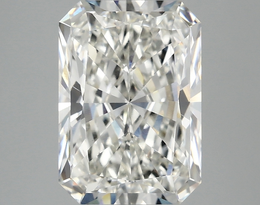 3.09 CT Radiant Diamond