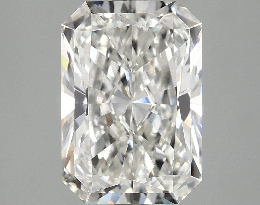 3.10 CT Radiant Diamond