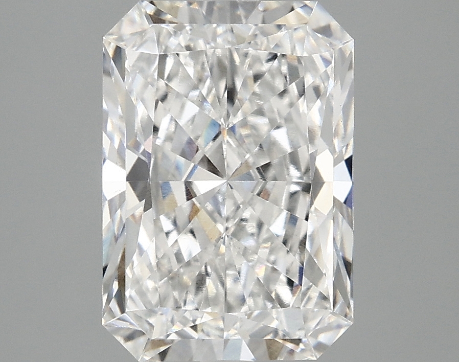 3.10 CT Radiant Diamond