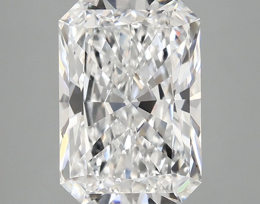 3.10 CT Radiant Diamond
