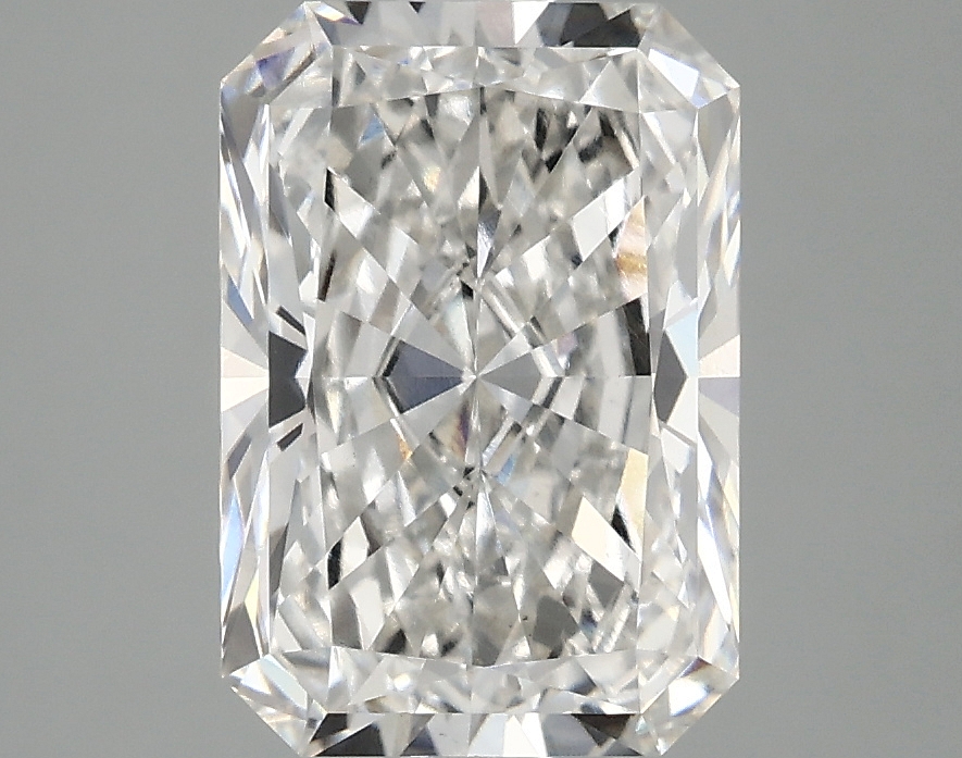 3.10 CT Radiant Diamond