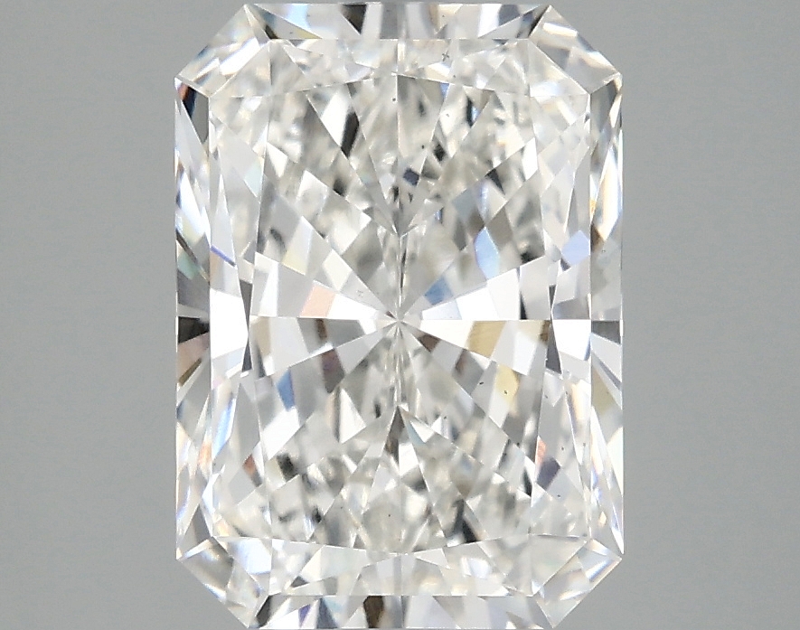 3.10 CT Radiant Diamond