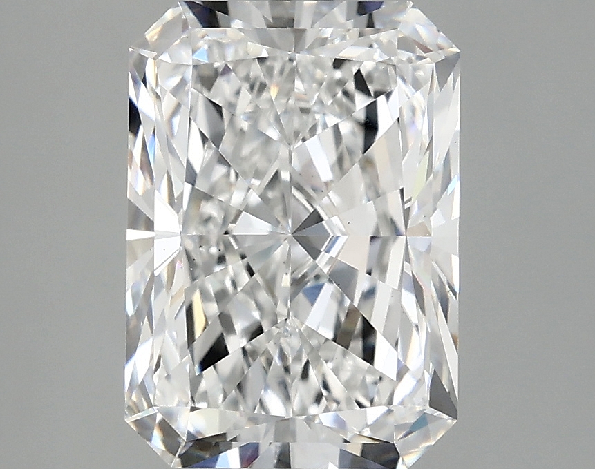 3.10 CT Radiant Diamond