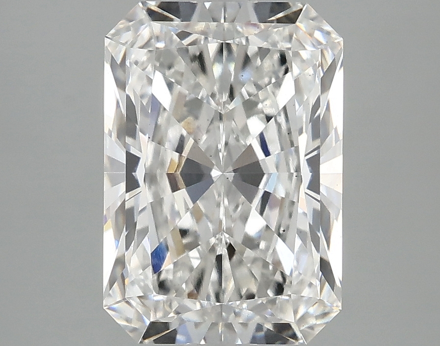 3.10 CT Radiant Diamond