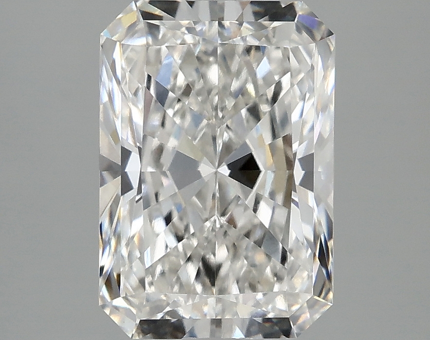 3.10 CT Radiant Diamond