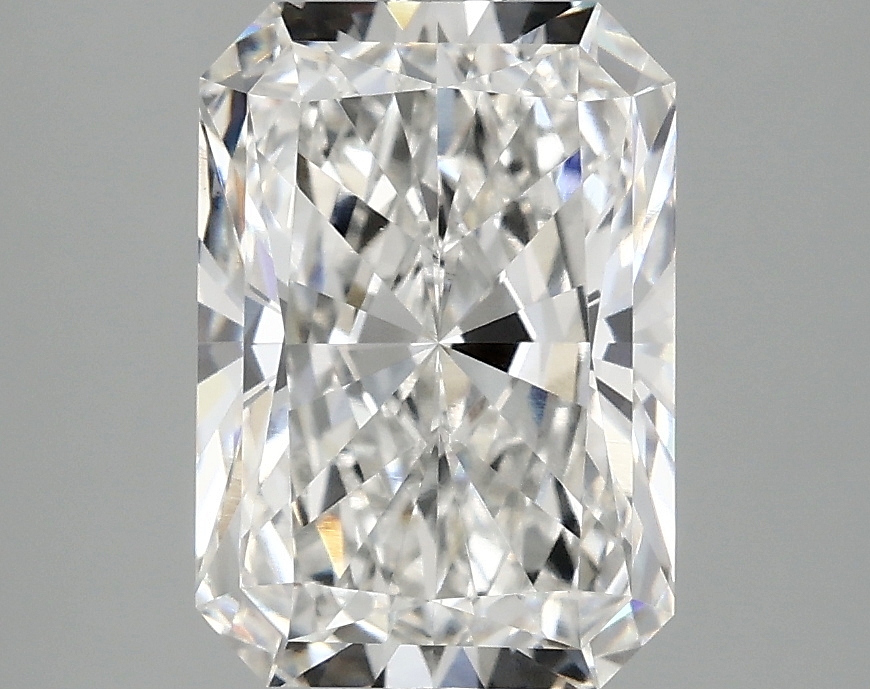 3.10 CT Radiant Diamond