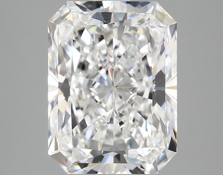 3.01 CT Radiant Diamond