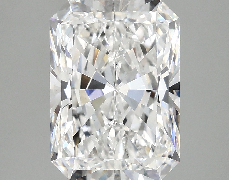 3.10 CT Radiant Diamond