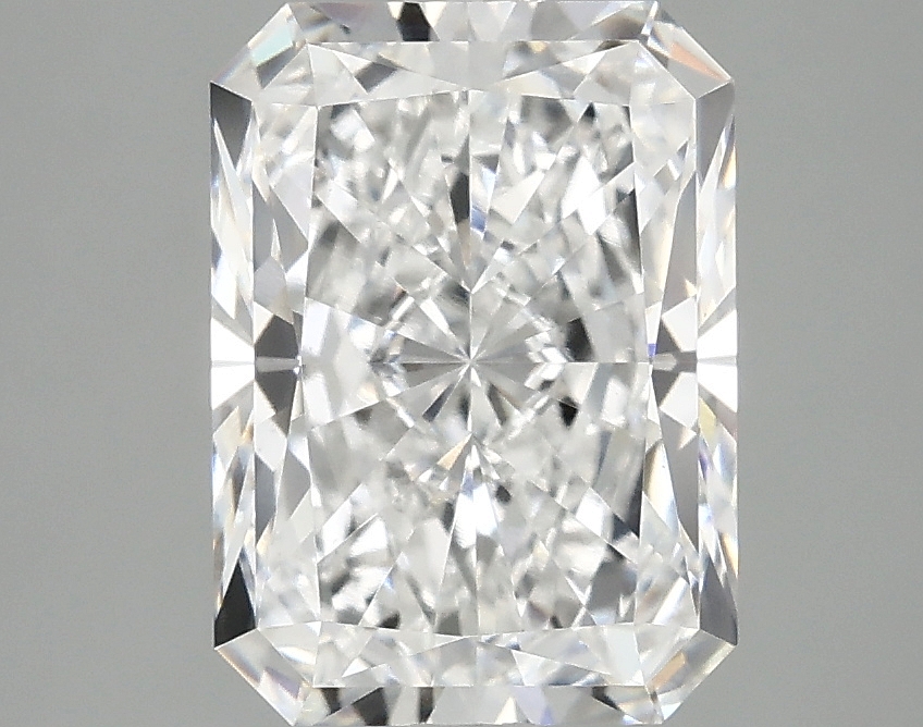 3.10 CT Radiant Diamond