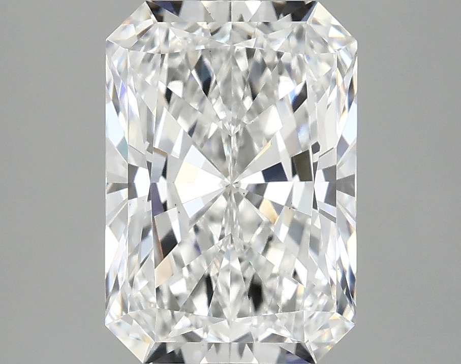 3.09 CT Radiant Diamond