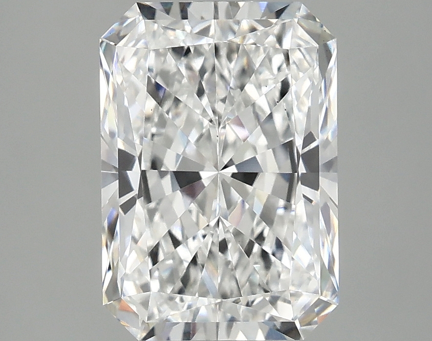 3.10 CT Radiant Diamond