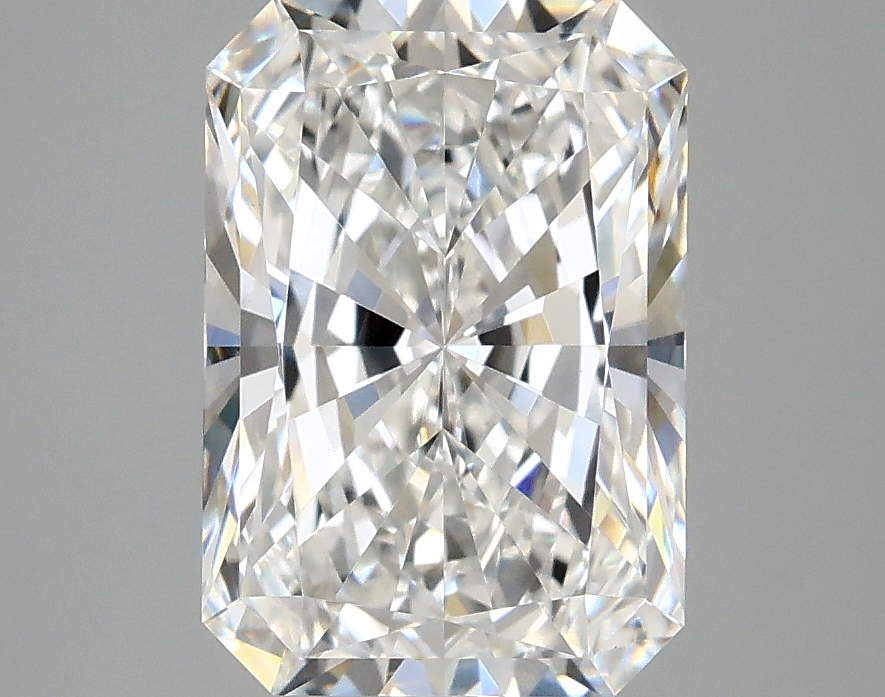 3.09 CT Radiant Diamond