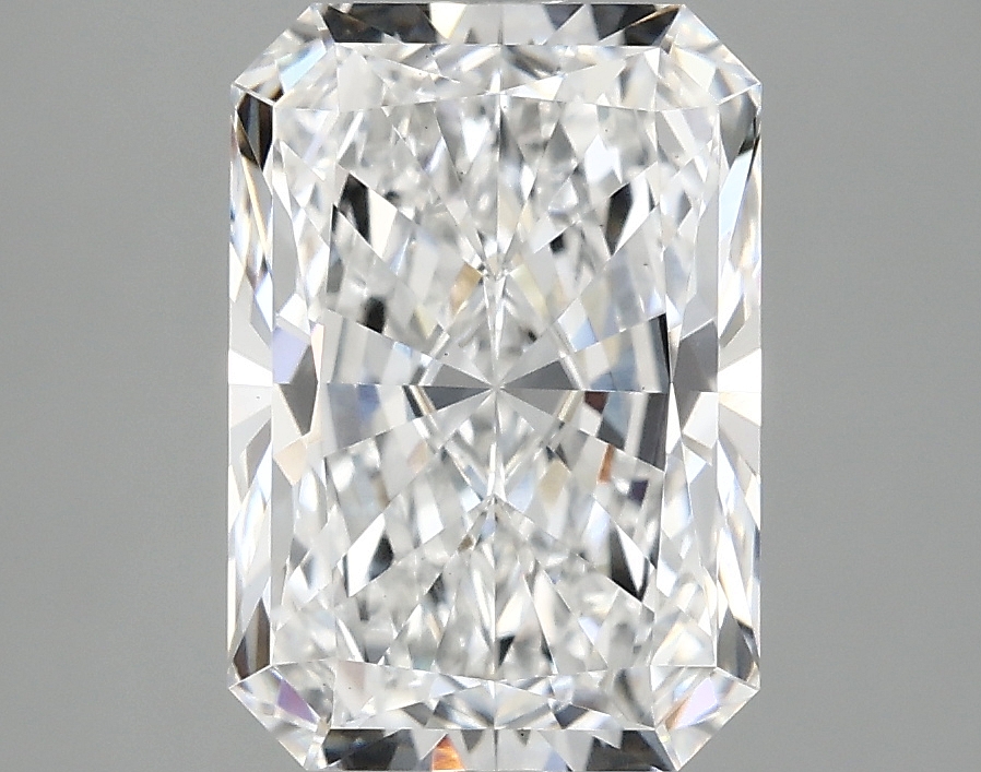 3.09 CT Radiant Diamond