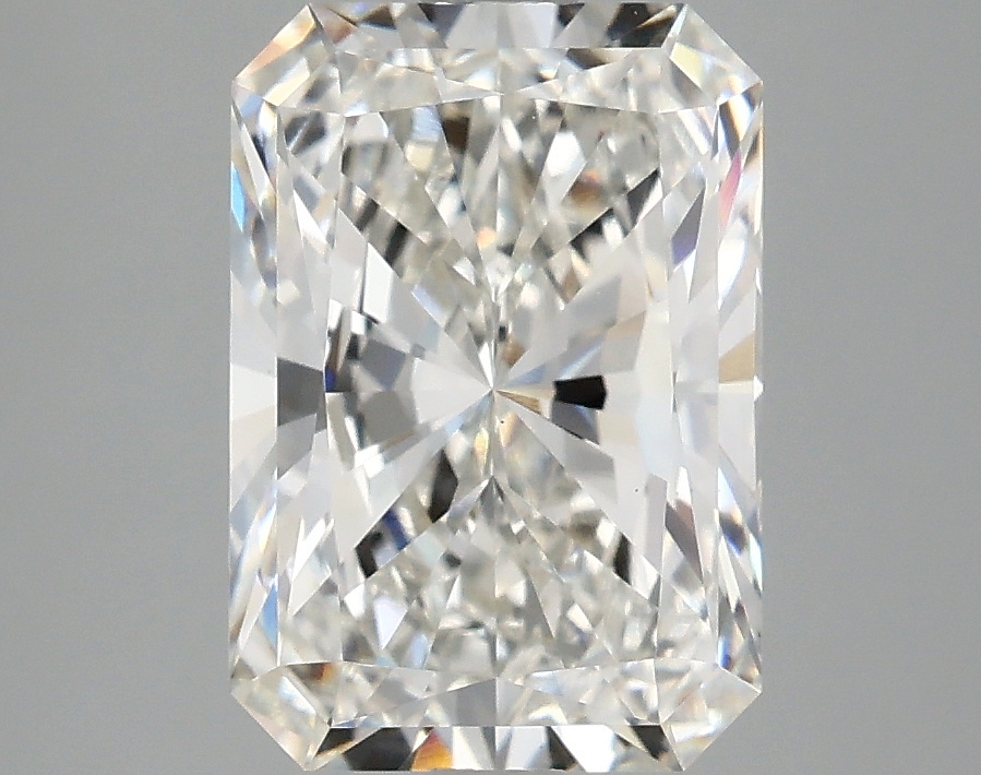 3.09 CT Radiant Diamond