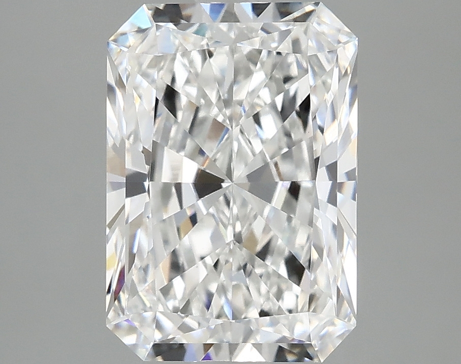 3.09 CT Radiant Diamond