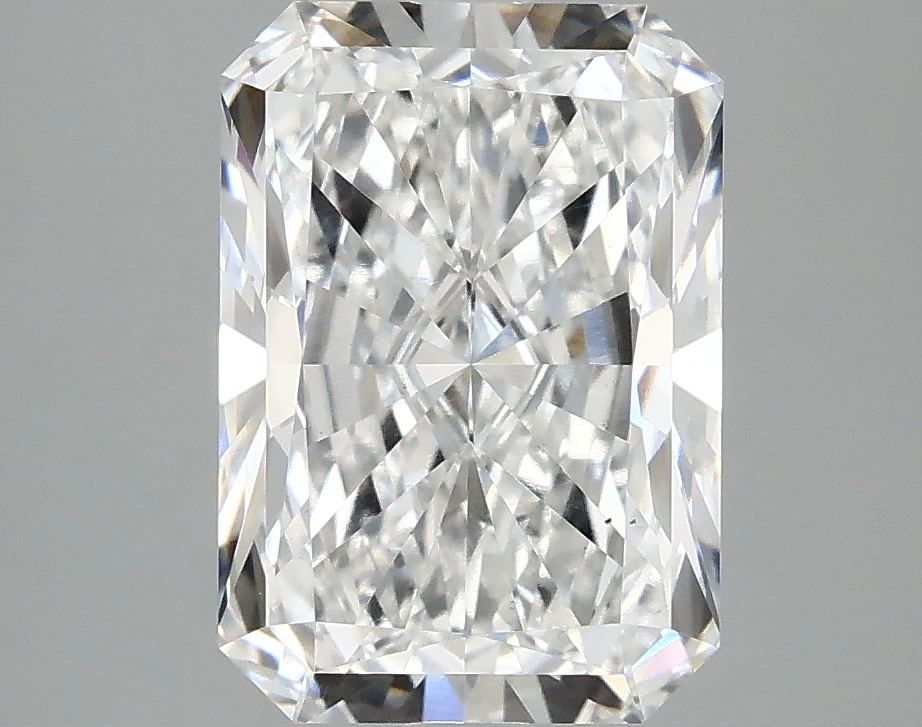 3.04 CT Radiant Diamond