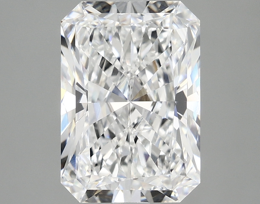 3.09 CT Radiant Diamond